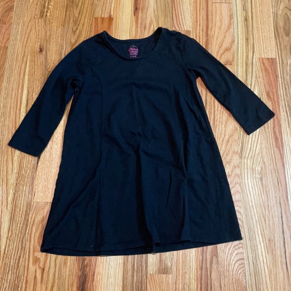 Faded Glory dress size Medium in black.